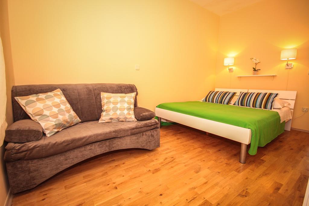 Apartmani Kristijan Jesenice  Esterno foto